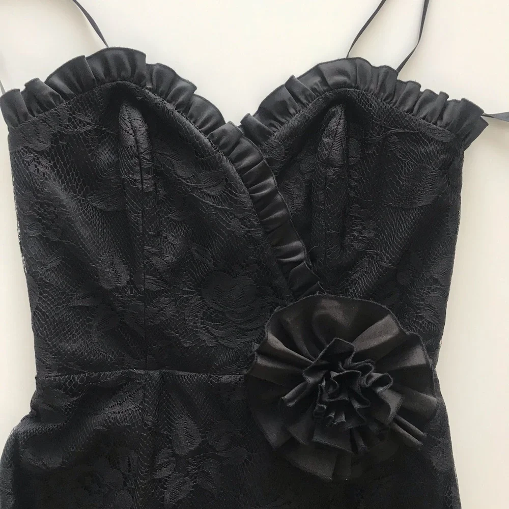 Strapless black evening gown - Picture 10 of 13